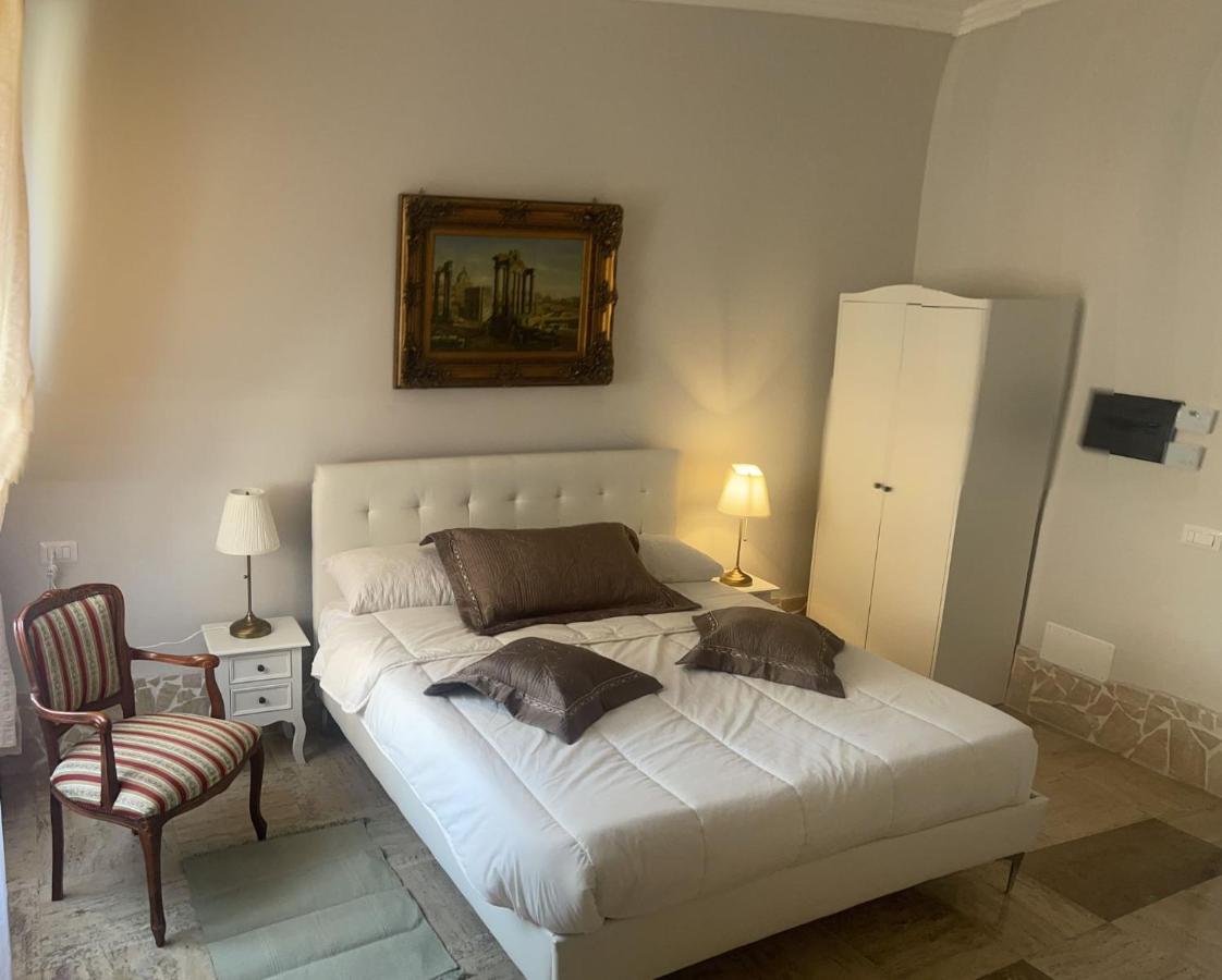 Отель Barone House Рим Экстерьер фото